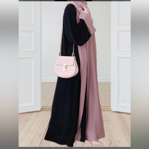 Black and pink Abaya / Robe, Medium size - Picture 2 of 10